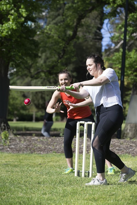 womens-cricket.jpg