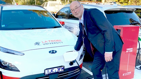 Charging an electric vehicle at La Trobe University